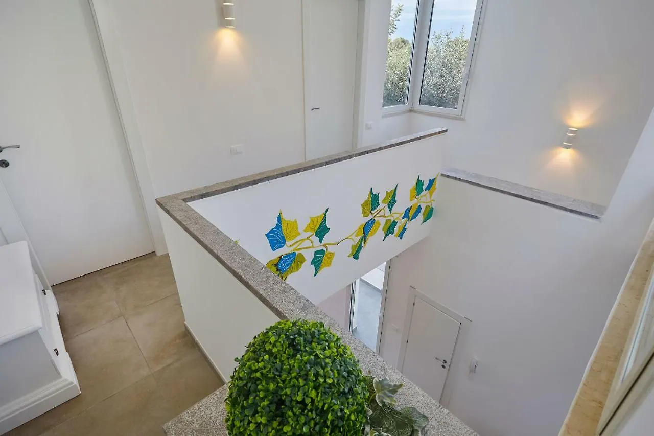 Casa Del Melograno Con Idromassaggio E Giardino Villa Terrasini Italië