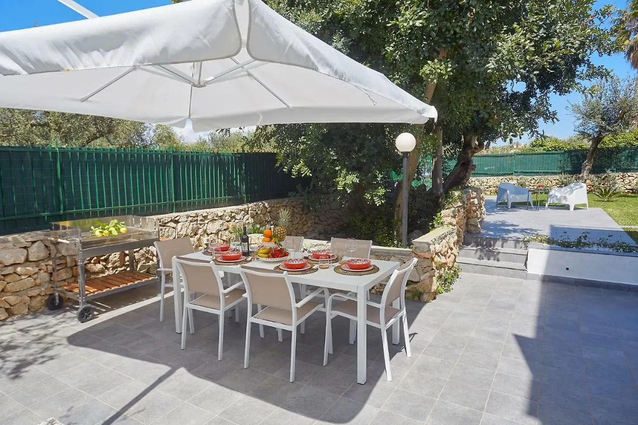 Casa Del Melograno Con Idromassaggio E Giardino Villa Terrasini
