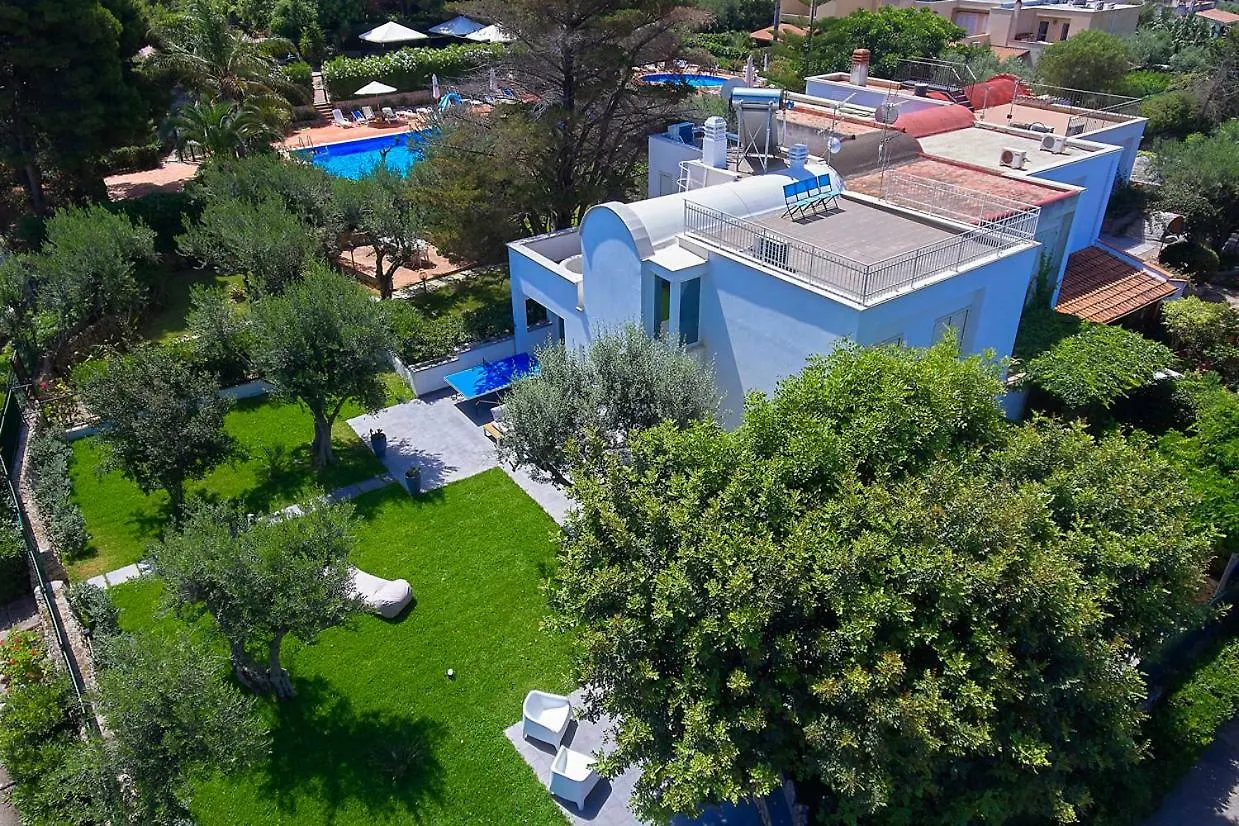 Casa Del Melograno Con Idromassaggio E Giardino Villa Terrasini 0*,  Italië